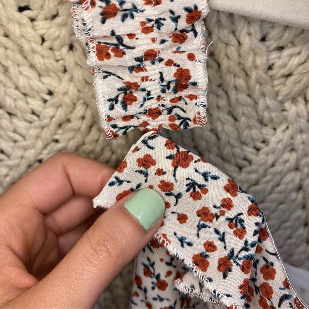 Little Roses Dress - Picture 9 of 10